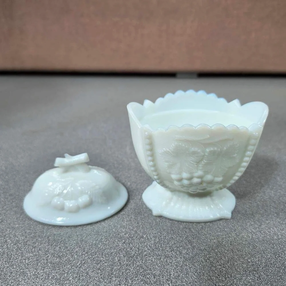 Westmoreland Milk Glass Sugar Bowl White Excellent Paneled Grape Milk Glass Lid